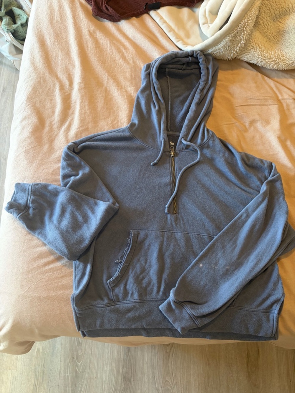 SO Women’s Slate Blue Half-Zip Cropped Hooded Pullover
